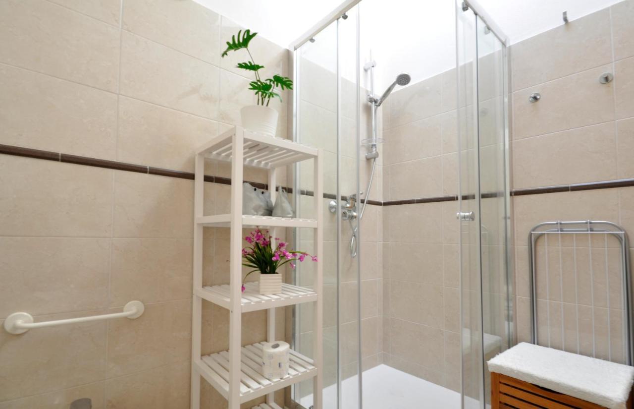 Apartment Loft Ristrutturato Vicino M4 Argonne - San Benigno Mailand